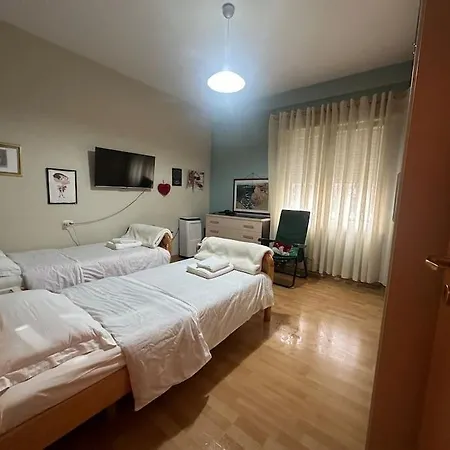 Spacious Near Park Tirana