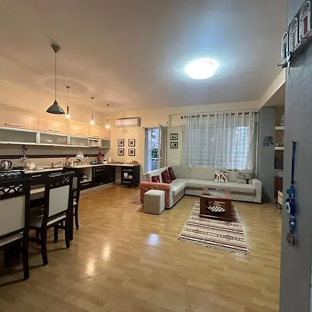 Apartment Spacious Near Park *